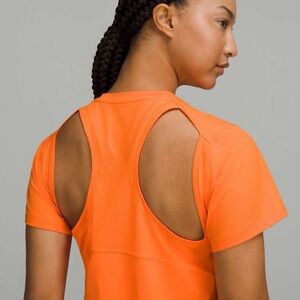 Lululemon Ventilated Open-Back
Training T-Shirt